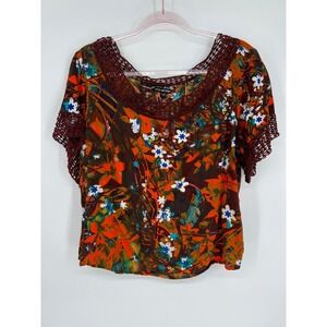 Unique Spectrum Floral Crochet Trim Blouse Short Sleeve Top Orange Red L